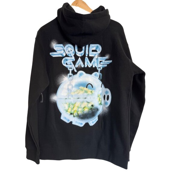 Squid Game Hoodie Size Medium Piggy Bank  Black Pacsun NWT $75 Market Netflix - Picture 4 of 7